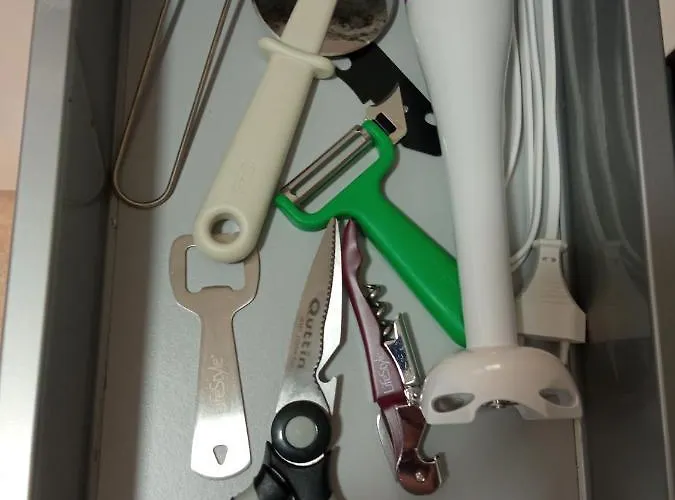 Veneziola Dreams, Feel Like Apartmán