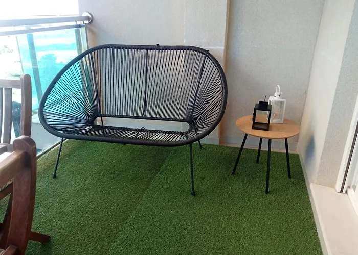 Veneziola Dreams, Feel Like