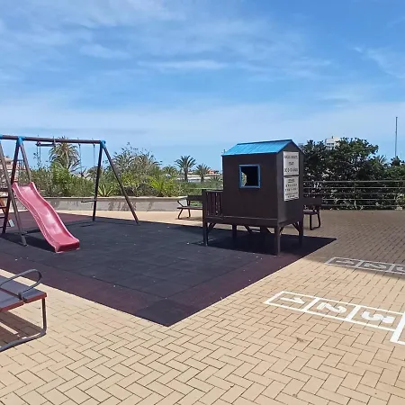 Veneziola Dreams, Feel Like *