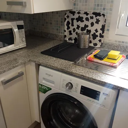 Veneziola Dreams, Feel Like