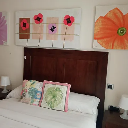 Veneziola Dreams, Feel Like Apartamento