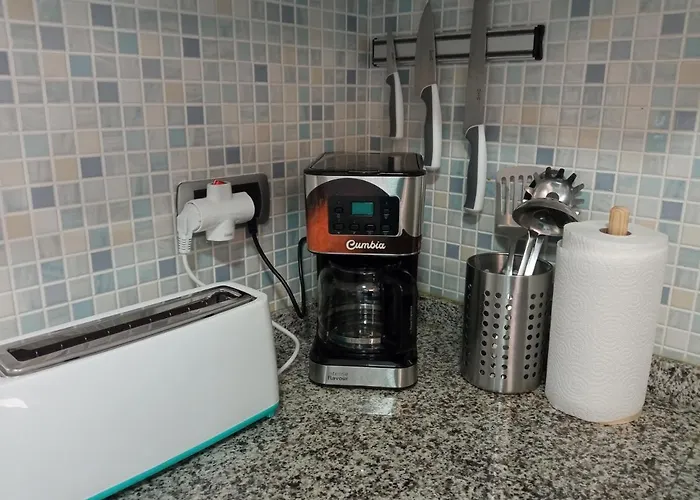 Veneziola Dreams, Feel Like Διαμέρισμα