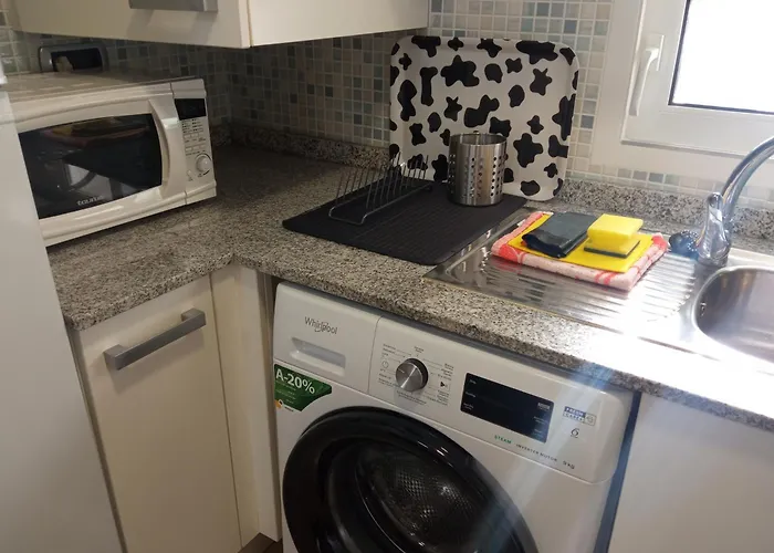 Veneziola Dreams, Feel Like