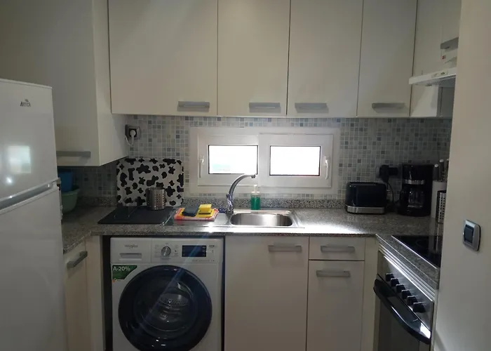 Veneziola Dreams, Feel Like * Λα Μάνγκα Δελ Μαρ Μενόρ