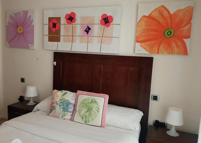 Veneziola Dreams, Feel Like Διαμέρισμα