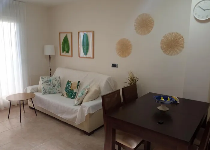 Veneziola Dreams, Feel Like Διαμέρισμα