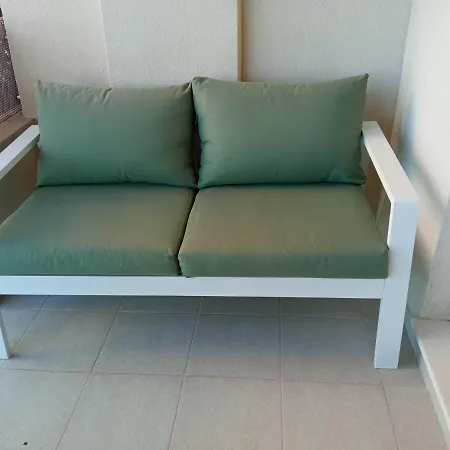 Veneziola Dreams, Feel Like شقة *