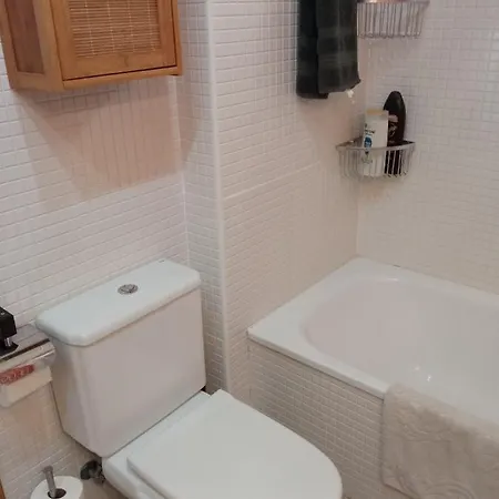 Veneziola Dreams, Feel Like